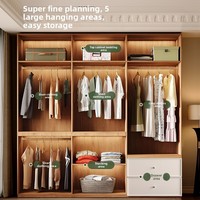 Armoire en bois de style français avec coiffeuse intégrée et rangements, sur mesure pour petits appartements, portes battantes
