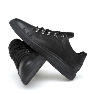 Sneakers en cuir véritable sur mesure OEM pour hommes, grande taille, noires, décontractées, tendance, en cuir véritable - Product Image 3