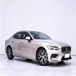 รถวอลโว่ S60 ปี <span class=keywords><strong>2022</strong></span> เครื่องยนต์ 2.0 ลิตร เกียร์ DCT รุ่น Luxury รถซีดานขนาดกลาง สำหรับการส่งออกทั่วโลก - Product Image 5
