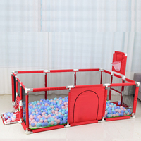 Clôture de parc pliable réglable pour bébé avec garde-corps de sécurité amovible pour les tout-petits rampants à l'intérieur