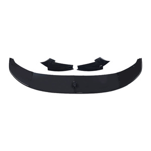 Divisor de parachoques delantero BMW de 4 secciones en ABS negro brillante para F10 Serie 5 estilo M Performance - Product Image 3