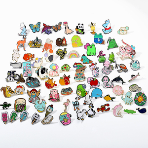 Pins Esmaltados Personalizados de Vida Marina Directo de Fábrica - Insignias Temáticas de Ondas Estrelladas, Ballenas y Mantas Rayas con ODM y OEM - Product Image 6