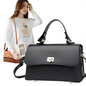 2025 Style High Quality Premium PU Large Capacity Waterproof Elegant Women's Crossbody Bag with Polyester Lining Luxury Brand - Product Image 3