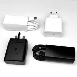 Caricatore PD Originale 45W per <span class=keywords><strong>Samsung</strong></span> <span class=keywords><strong>Galaxy</strong></span> <span class=keywords><strong>S22</strong></span> S23 <span class=keywords><strong>Ultra</strong></span> Note 10+ 5G USB C Adattatore da Muro per Ricarica Rapida di Telefoni Cellulari Tipo C - Product Image 3