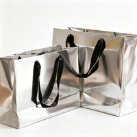 Sac fourre-tout en papier argenté brillant de luxe avec logo personnalisé, sac de shopping en papier réutilisable, sac cadeau pour entreprise, boutique