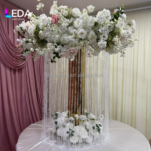 LEDA Soporte de Flores de Acero Inoxidable Dorado Brillante con Cortina de Cuentas, Centro de Mesa para Bodas, Soporte de Flores para Decoración de Eventos y Fiestas - Product Image 2