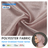 1007 Prêt à expédier OEM Tissu en mousseline 100% polyester léger, satiné, à motifs peints à la main, pour foulards femme, pour expédition rapide