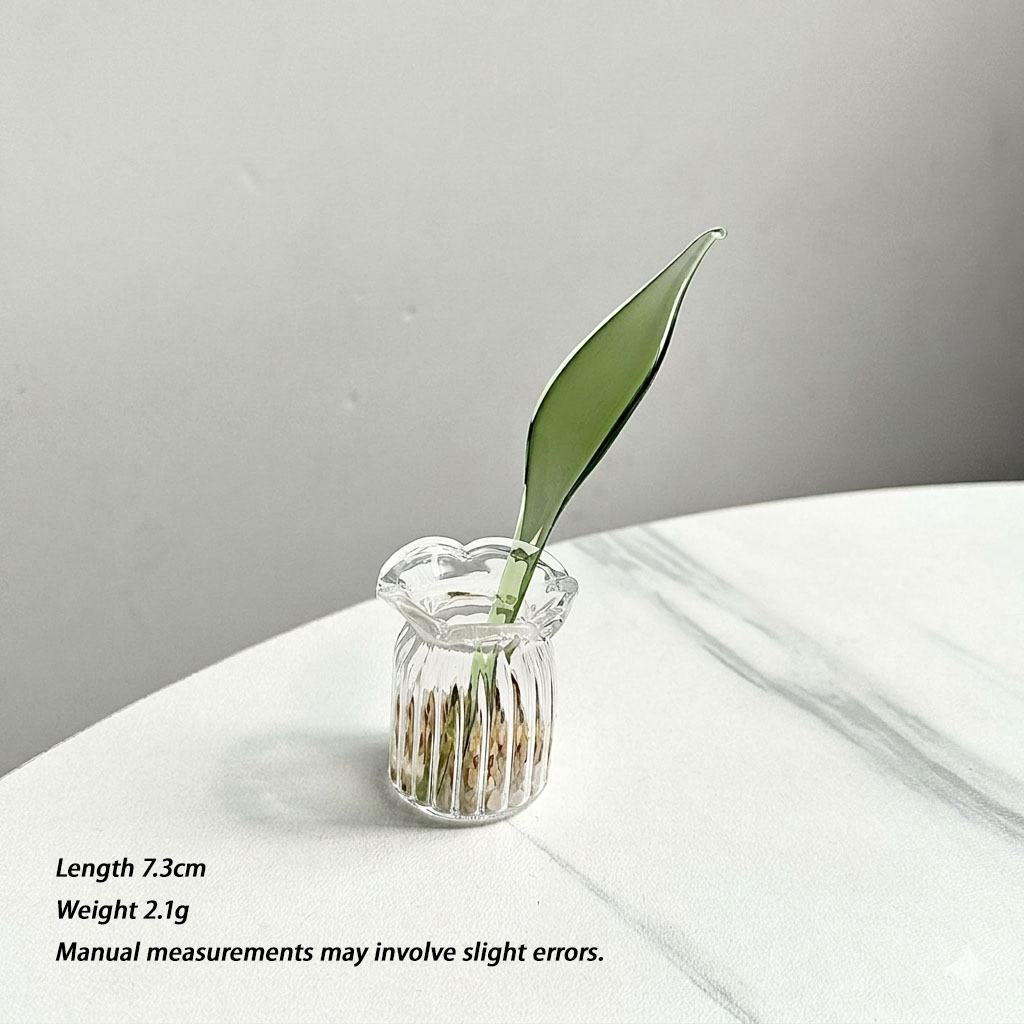 Straight Leaf
