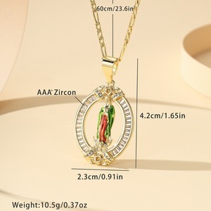 Colgante de Cruz Religiosa Chapado en Oro con Circonita Cúbica de Corte Esmeralda, Estilo Hip Hop, Completamente Cubierto de Circonitas, Regalo para Hombre - Product Image 4