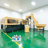 Ligne de production de machines de soufflage par étirage à 9 cavités pour bouteilles d'eau et d'huile en PET de 500 ml, servo-automatique