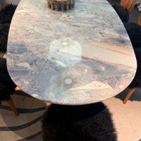 Ensemble de table à manger de luxe pour restaurant, design moderne et unique, plateau en marbre naturel ovale, base en acier inoxydable pour salle à manger