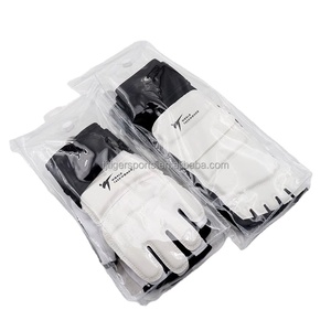 Guanto in Pelle PU per Mani e Piedi per Arti Marziali e <span class=keywords><strong>Taekwondo</strong></span> con Logo Personalizzabile per Allenamento - Product Image 1