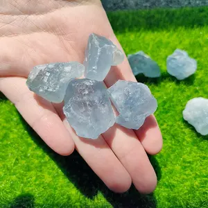 Vente en gros de pierres précieuses pierre de guérison naturelle minérale cristal brut pierre de célestite bleue brute pour aquarium décoration de jardin