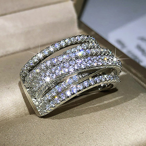 Bague Cocktail Q100 en Argent 925 avec Cristaux et Strass Sertis Pavé, Bijou de Soirée pour Femme - Product Image 1