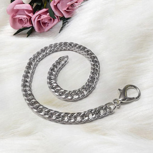 Cadena de Hierro Trenzada 609S Plateada de 23.2 cm con Hebilla de Cabeza de Camarón, Accesorios para Bolsos - Product Image 2