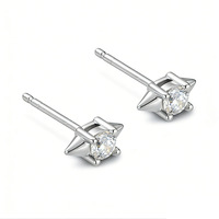 Boucles d'oreilles clous géométriques modernes en argent sterling plaqué or avec zircone, boucles d'oreilles clous en argent massif avec zircone motif flèche et étoile
