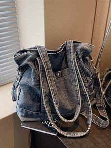 Sac à main bandoulière en jean grande capacité, élégant et durable, style vintage, avec poche, vente en gros - Product Image 5