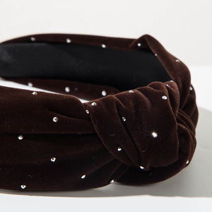 Serre-tête noué en velours orné de strass, Cerceaux à <span class=keywords><strong>cheveux</strong></span> noués en velours incrustés de cristaux, Accessoires capillaires élégants pour femmes pour l'automne et l'hiver - Product Image 4