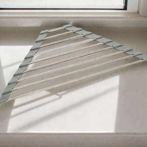 Scolapiatti Triangolare Pieghevole in Metallo da Pavimento con Portapiatti, Portacucchiai e Portaspugne - Fornitura Diretta dalla Fabbrica - Product Image 4