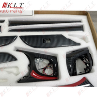KLT Kit intérieur de haute qualité en fibre de carbone panneau de porte intérieur poignée accoudoir garniture intérieure avec lumière pour Hilux Revo 2015-2021