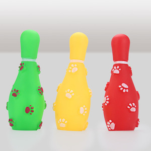 Jouet à mâcher couineur pour chiens et chats, 13x5cm, design de dessin animé en PVC, jouets pour animaux de compagnie à usage intérieur - Product Image 2