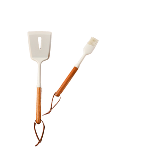 Juego de espátula de silicona y brocha para untar con mangos de madera, utensilios de cocina resistentes al calor, 2 piezas - Product Image 1