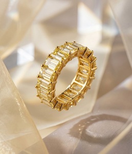 Anillo de Compromiso de Diamante Cultivado en Laboratorio con Corte Brillante Esmeralda, Joyería Fina para Mujer, Certificado IGI, Anillo de Regalo de Aniversario de Bodas - Product Image 4