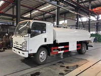 Chine Isuzu petit camion-citerne à lait réfrigéré camion-citerne de transport de lait de 3000 litres à vendre