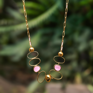 Collier de mode perlé en acier inoxydable 316L plaqué or PVD, durable et résistant, bijou tendance - Product Image 3