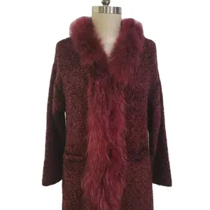 冬に広く使用されているレトロな赤いレディースファーカラーコートはカスタマイズをサポートします