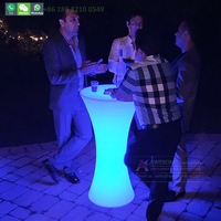 Table de bar à cocktails LED multicolore Mange Debout Lumineuse - Ronde, en plastique, moderne, rechargeable avec batterie au lithium, contemporaine, 1W