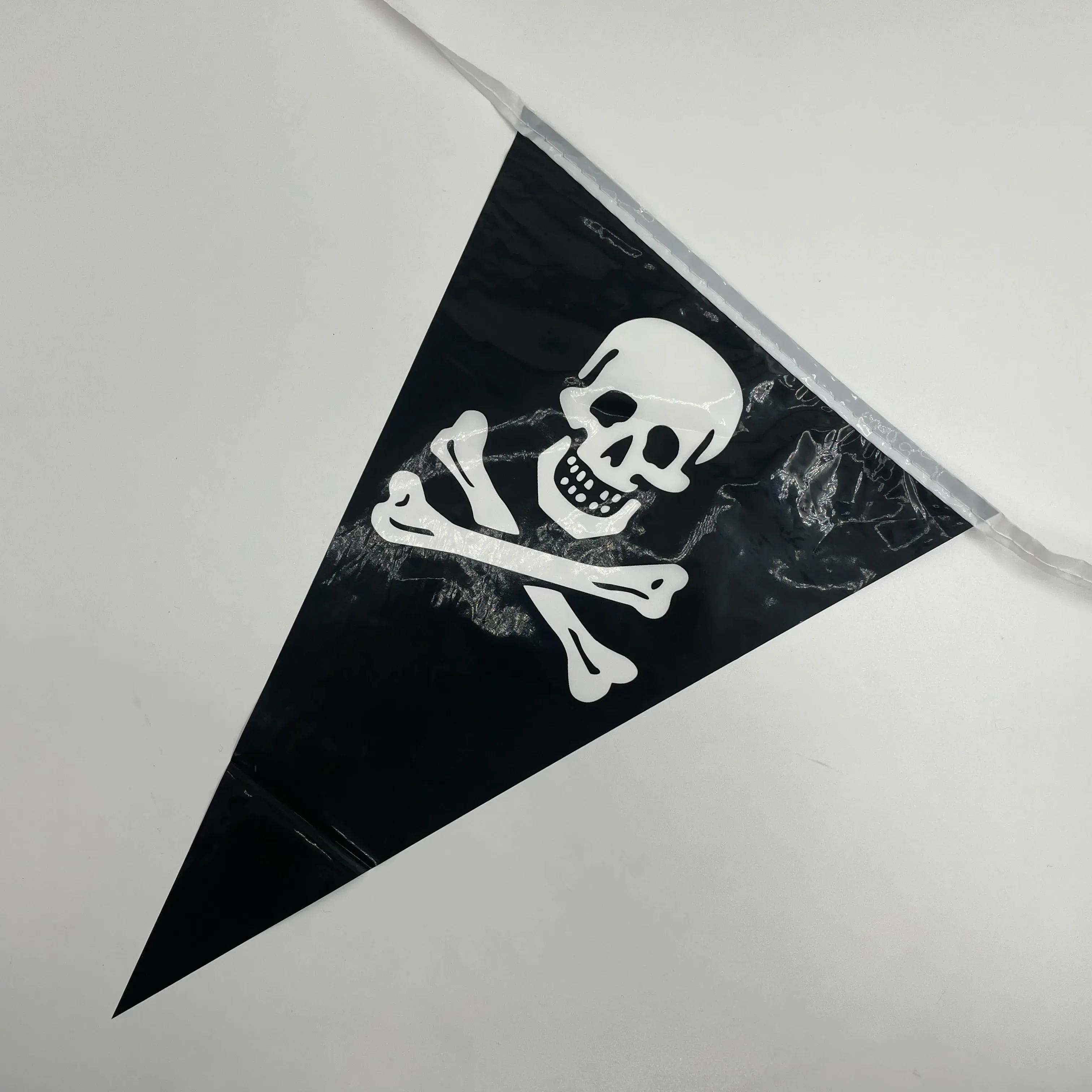 La vente en gros sur étagère peut personnaliser le drapeau de chaîne de crâne sur le thème d'Halloween