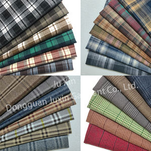 Vente en gros <span class=keywords><strong>surchemise</strong></span> texturée surdimensionnée à carreaux col à revers fermeture à boutons cardigan tricoté pour hommes - Product Image 3