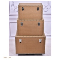 Coffret de rangement vintage en similicuir fait main avec 3 poignées métalliques, serrure et clous décoratifs, style européen, capacité 35L