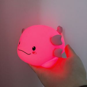 Lámpara LED de noche con sensor táctil de movimiento para decoración del hogar, lámpara portátil de axolote para dormitorio infantil, lámpara recargable de silicona suave - Product Image 4