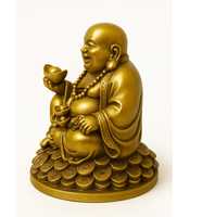 Statue du Bouddha rieur tenant un lingot d'or, figurine du Bouddha Maitreya couleur laiton sur socle en forme de pièce de monnaie, décoration pour la maison, le bureau ou la boutique