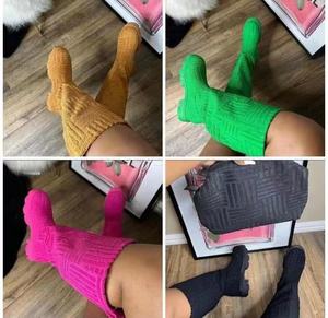 2022 nouveau arrivé à talons épais chaud mi-tube bottes femmes Pélipper en peluche grande taille serviette coton mode bottes - Product Image 2