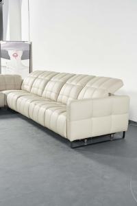 Canapé Chesterfield moderne trois places extensible en cuir véritable avec fonction massage et structure métallique - Product Image 5