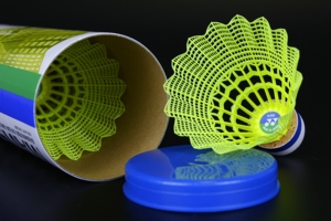 Volano da badminton in nylon YY Y O N E X MAVIS 600 M600 a velocità media - Product Image 5