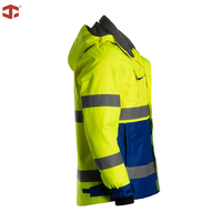 Veste de sécurité modulaire fonctionnelle et structurée pour hommes, conçue professionnellement, avec poches, pour travaux extérieurs, de la marque JIADE Construction Custom Outdoor FR.