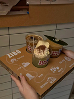 Gepersonaliseerde koffie-, Americano-, latte- en fruitthee-bekerhouders en -onderzetters; Creatief ontworpen promotionele honingraat-bekertrays