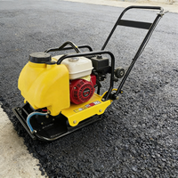 Expédition immédiate, vente directe usine : Compacteur à plaques Yucheng à moteur essence 4000W, haute efficacité, garantie 1 an pour la construction routière