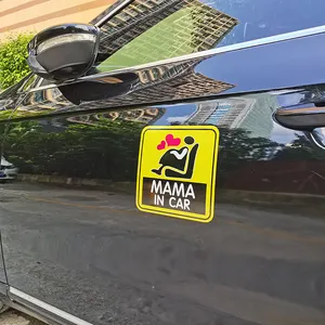 Impression personnalisée Forme personnalisée Avertissement de sécurité automobile Panneau de porte magnétique Mama à bord aimant de voiture