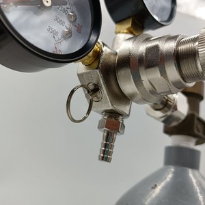 คาร์โลฟอร์ด KLF05 01A วาล์วลดแรงดัน Co2 สำหรับเครื่องจ่ายเบียร์ - Product Image 3