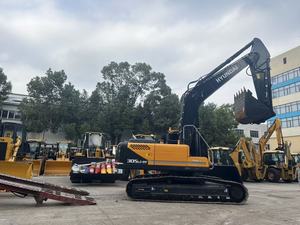 Excavatrice Hyundai 305LC-9T d'occasion 2020, faible nombre d'heures (2000 heures), bon état, moteur Cummins, pompe hydraulique, pour travaux de construction à Shanghai - Product Image 3