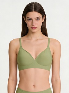 Reggiseno di Alta Qualità per Taglie Forti, Stile Europeo e Americano, per Seni Abbondanti, con Scollatura Profonda e Effetto Push-up. - Product Image 4