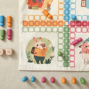 Juego <span class=keywords><strong>de</strong></span> mesa portátil <span class=keywords><strong>de</strong></span> lona <span class=keywords><strong>de</strong></span> doble cara, juego <span class=keywords><strong>de</strong></span> ganso y Ludo, con peones y <span class=keywords><strong>dados</strong></span> <span class=keywords><strong>de</strong></span> madera, juguete <span class=keywords><strong>de</strong></span> viaje para niños y adultos - Product Image 3