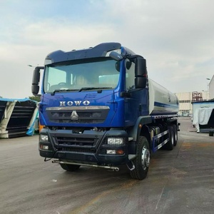 Camion-citerne à eau HOWO 6x4 20000L à prix abordable, 371HP, pour le marché de la <span class=keywords><strong>Tanzanie</strong></span> et du Nigéria - Product Image 2