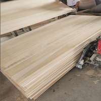 Bois de Paulownia massif, matière première personnalisée pour la fabrication de meubles, d'armoires et de guitares