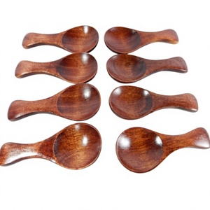 Cuillère à café en bois classique et écologique avec long manche et tailles petites/grandes pour la maison, le café et le restaurant - Product Image 4